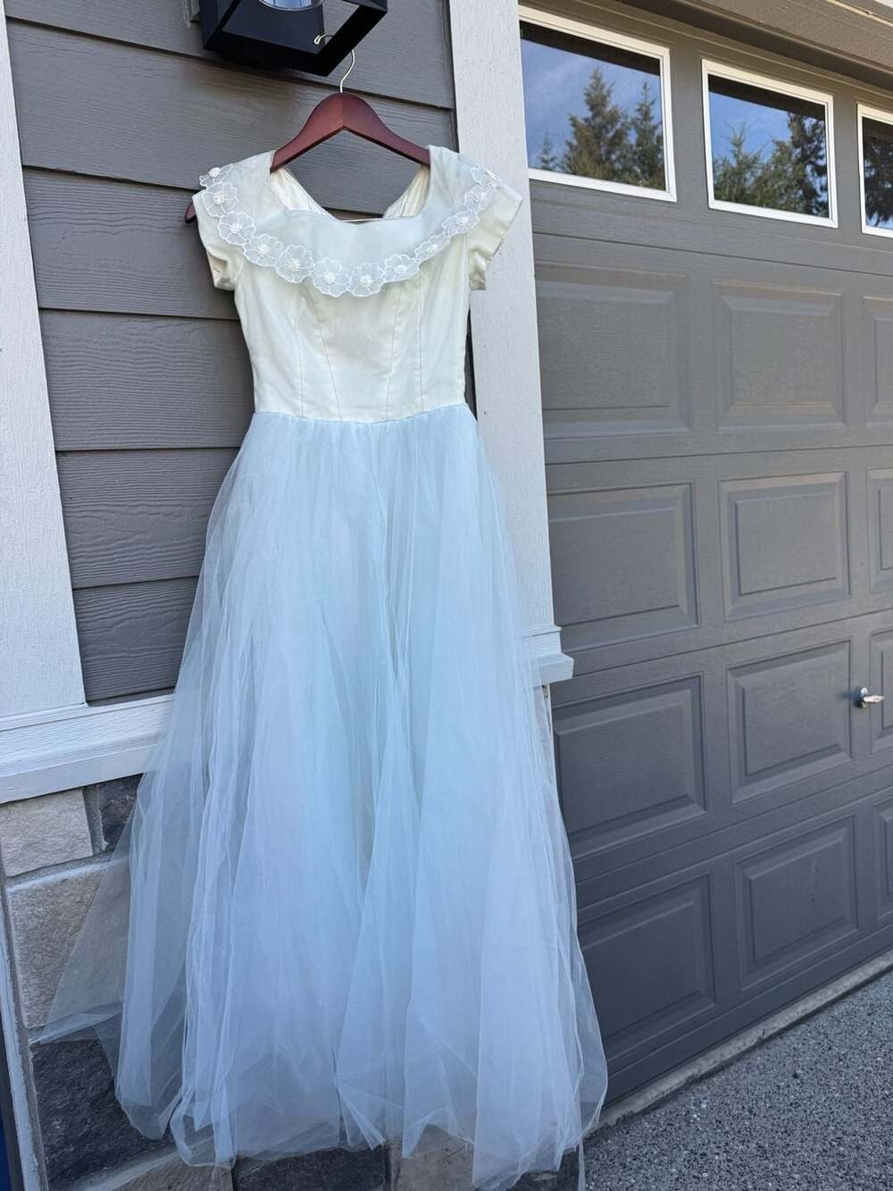 Vintage 1950s Bullocks Pasadena Pale Blue Tulle Prom Dress with Floral Collar